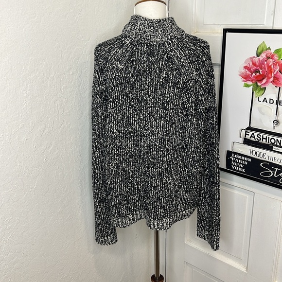 Eileen Fisher BNW Peruvian Organic Cotton Funnel Neck Sweater Size M - Picture 5 of 9
